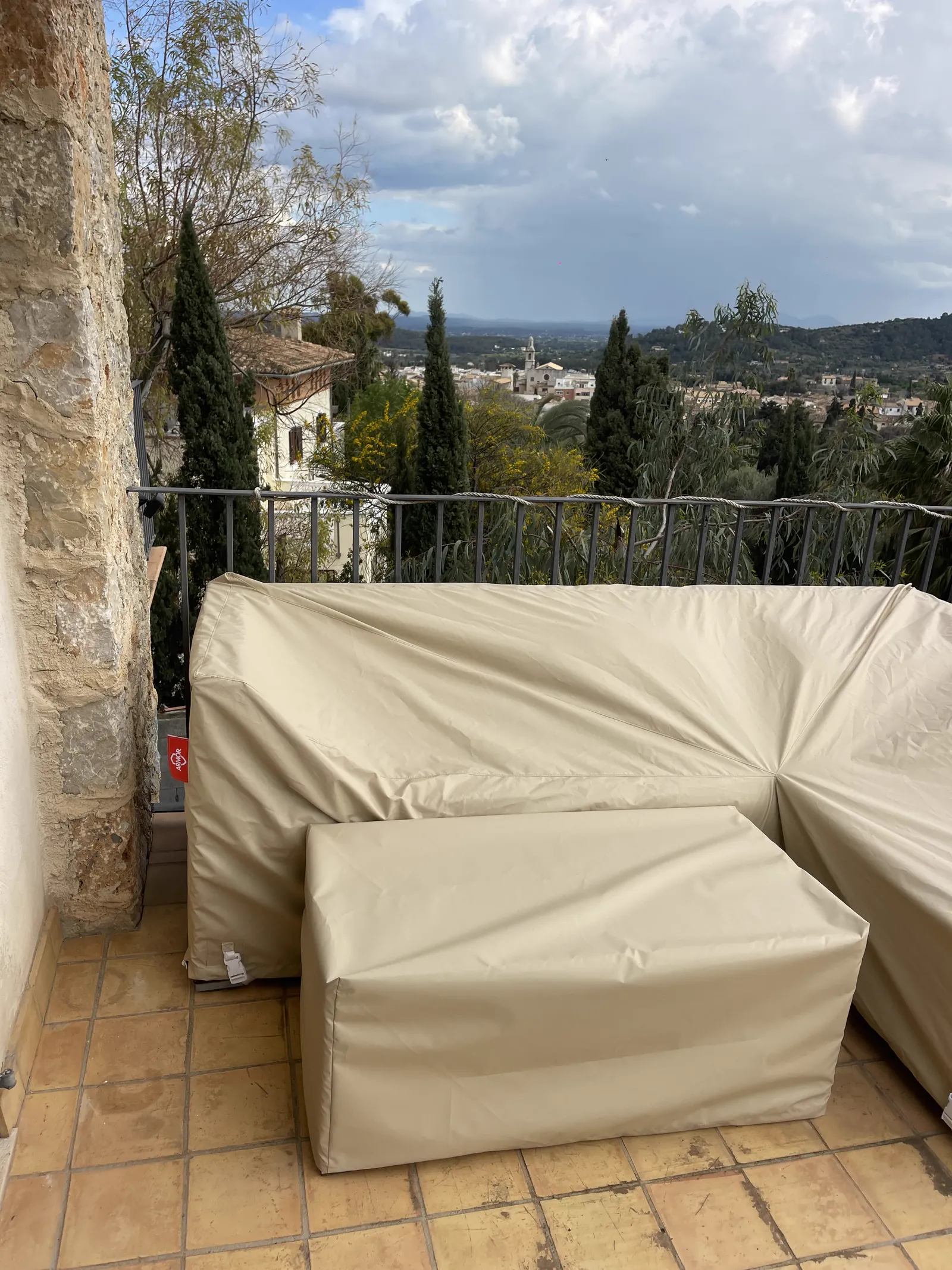 L-Shaped Sofa & Coffee Table Covers, Alaró — image 6